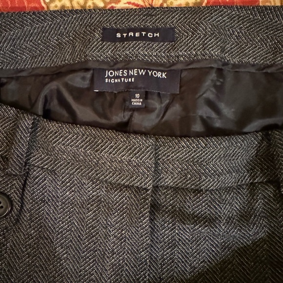 Jones New York Charcoal Pencil Skirt - Picture 3 of 3